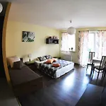 Royal - Inowroclawska Apartmán *