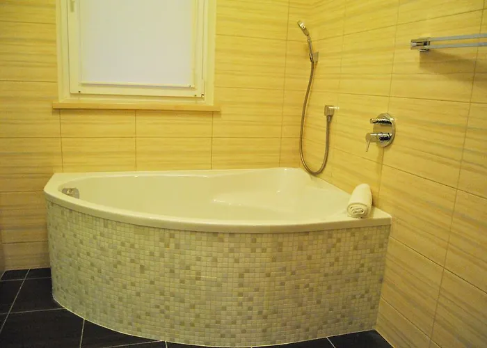 로열 아파트먼트 - 아파르타멘티 이노브로츠와프스카 *